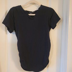 Black maternity tee